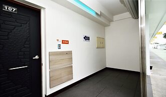 Corona Motel