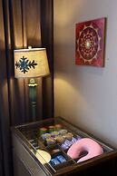 Lotus Blu Hotel