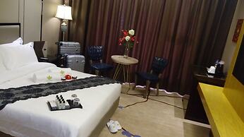 Lotus Blu Hotel