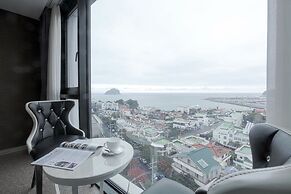 Eins Hotel