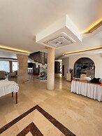 Calis Hotel