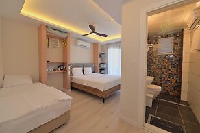 Calis Hotel