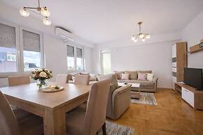 Urban Serviced Apartments