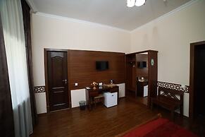 Arkanchi Hotel