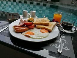 Oneloft Hotel
