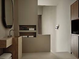 Andronis Concept