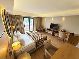 Aktug Hotel