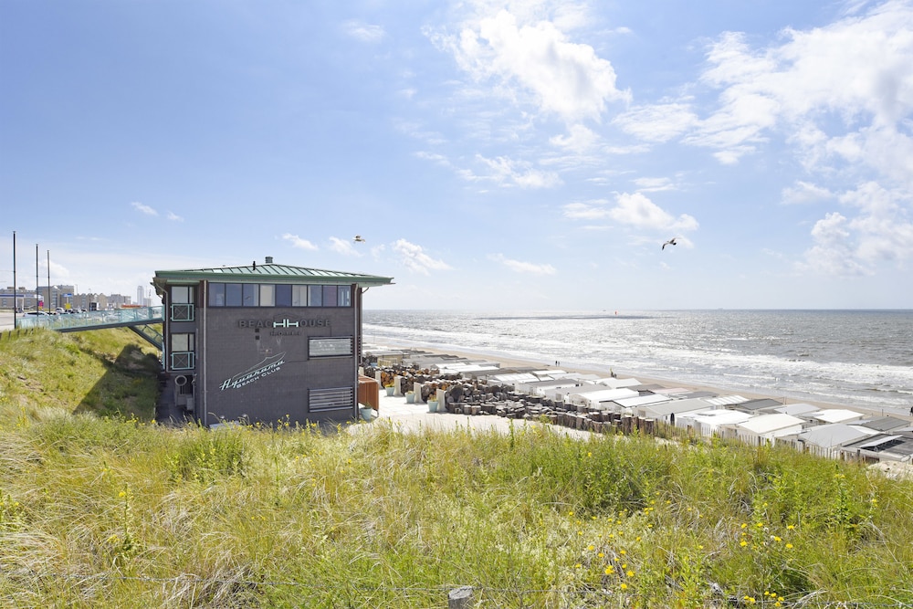 Beachhouse Hotel