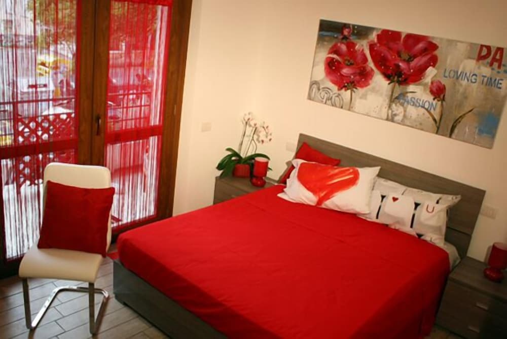 B&B SheLisa