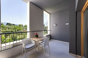Hotel Salona Palace