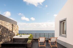 White Exclusive Suite & Villas
