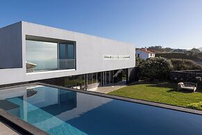 White Exclusive Suite & Villas