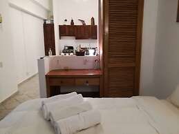 Niceplace Inn