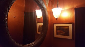 Niceplace Inn