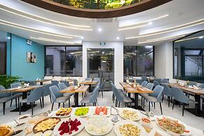 Eden Hue Hotel