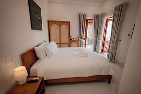 Hue Riverside Villa