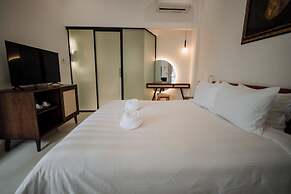 Hue Riverside Villa