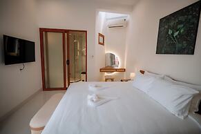 Hue Riverside Villa