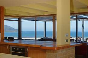 Cloudy Bay Villa
