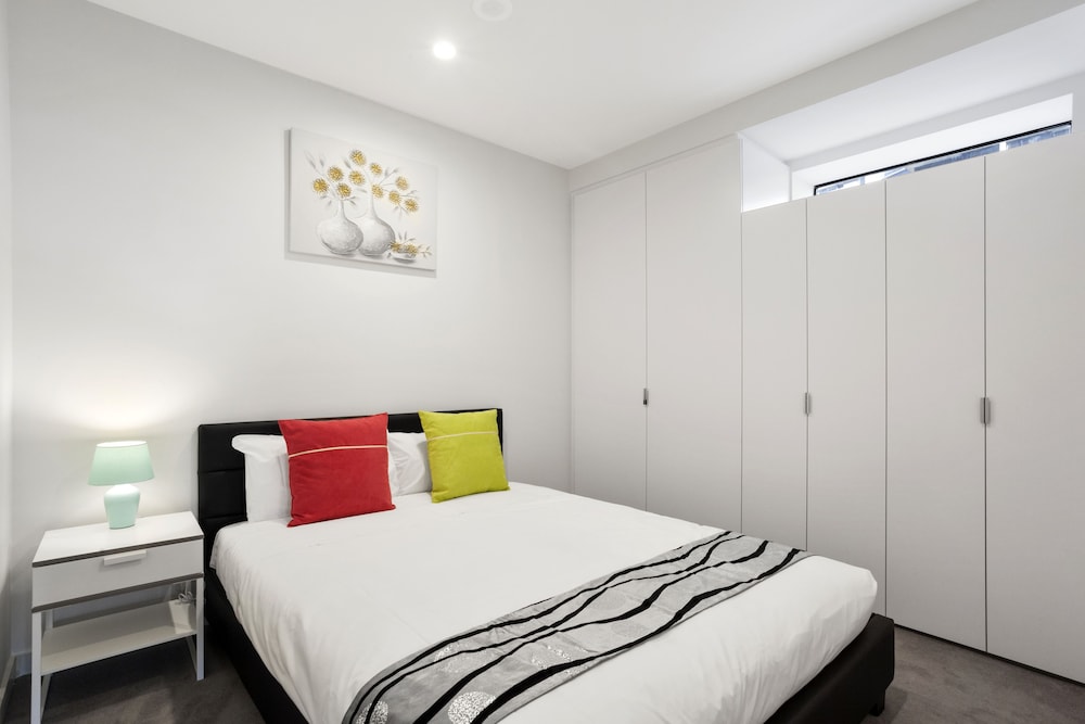 Platinum City Serviced Apartments
