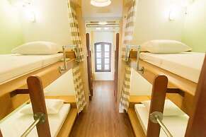 Barn and Bed Hostel