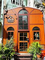 Barn and Bed Hostel