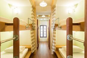 Barn and Bed Hostel