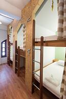Barn and Bed Hostel