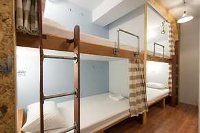 Barn and Bed Hostel