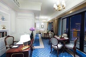 Legend Palace Hotel