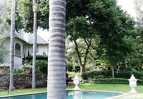 Hoeveld House