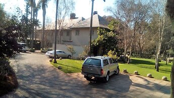 Hoeveld House