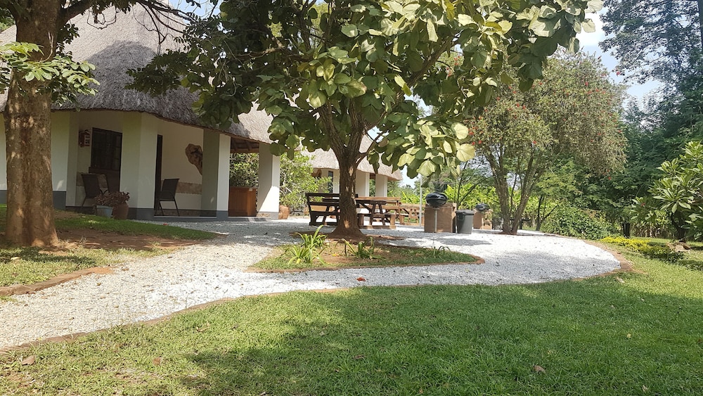 Thokozani Lodge