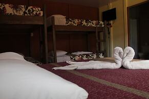 Greemount Hotel