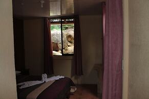 Greemount Hotel