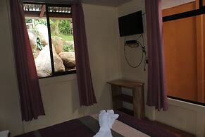 Greemount Hotel