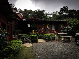 Greemount Hotel