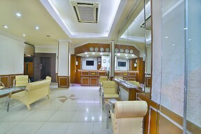 The Center Hotel