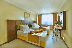 The Center Hotel