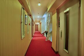 The Center Hotel