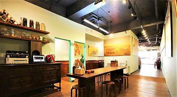 DongNing Atlas Hotel