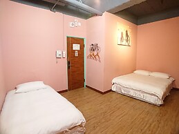 DongNing Atlas Hotel