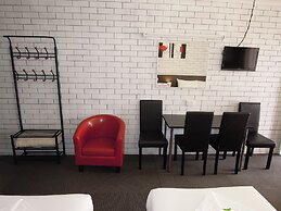 Jackaroo Apartments