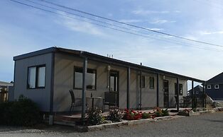 Pineacres Motel and Park