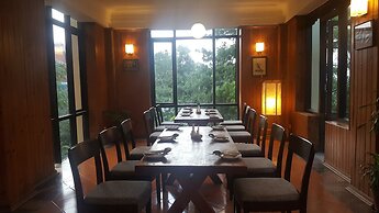 The Fort Resort