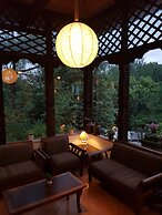 The Fort Resort