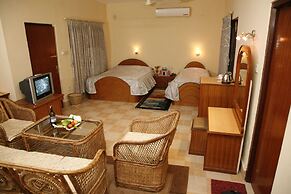 Chitwan Paradise Hotel