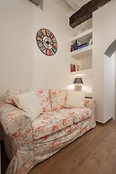 Novella Apartments