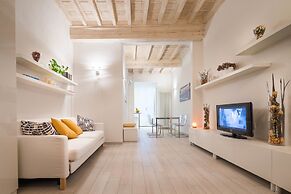 Novella Apartments