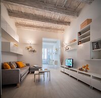 Novella Apartments